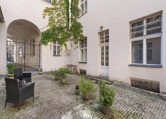 Old Town Home-1 By Interhome * Πράγα